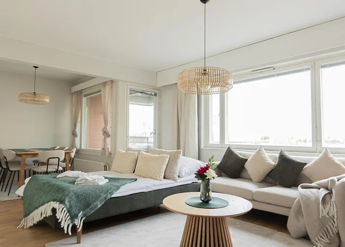 Arctic Grandeur By Booklapland * Ροβανιέμι